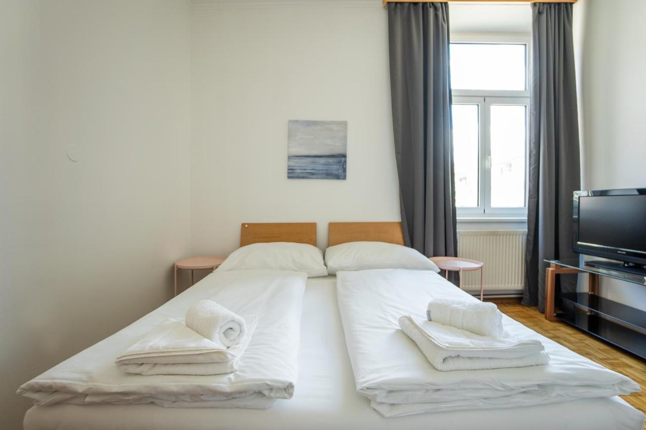 Two Bedrooms Family Nice Apartment Wina Bagian luar foto